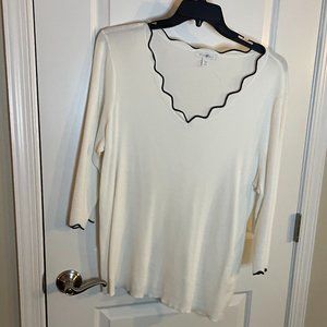 Roz & Ali Women's Scalloped Neck Sweater